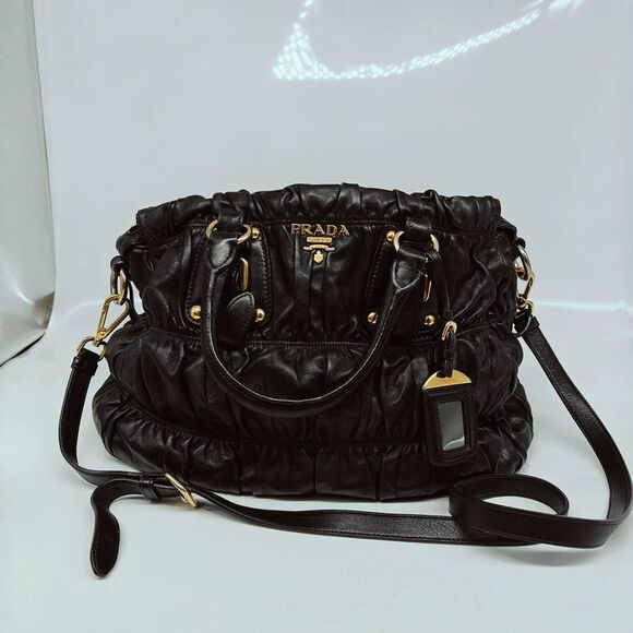 Prada Women Pre-Loved Bag Very Good Condition - Picture 1 of 9